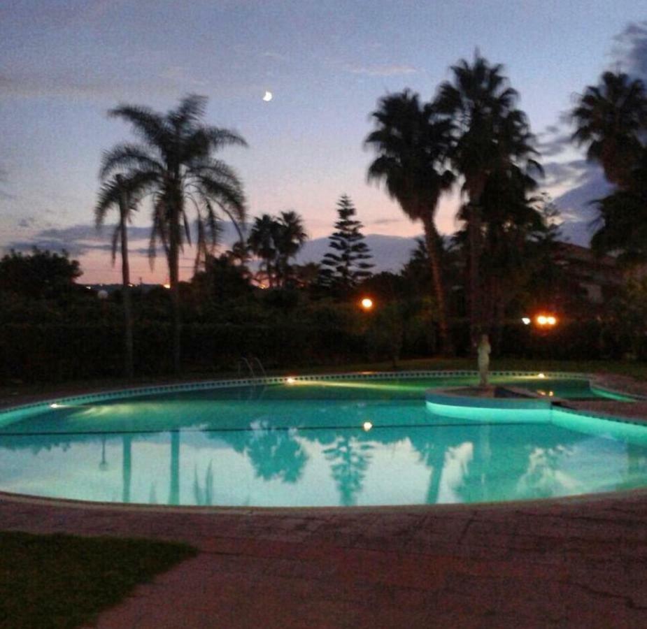 Cozy Apartment By The Sea Acireale Ngoại thất bức ảnh